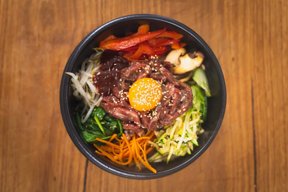 Bibimbap (Cơm trộn Hàn Quốc)