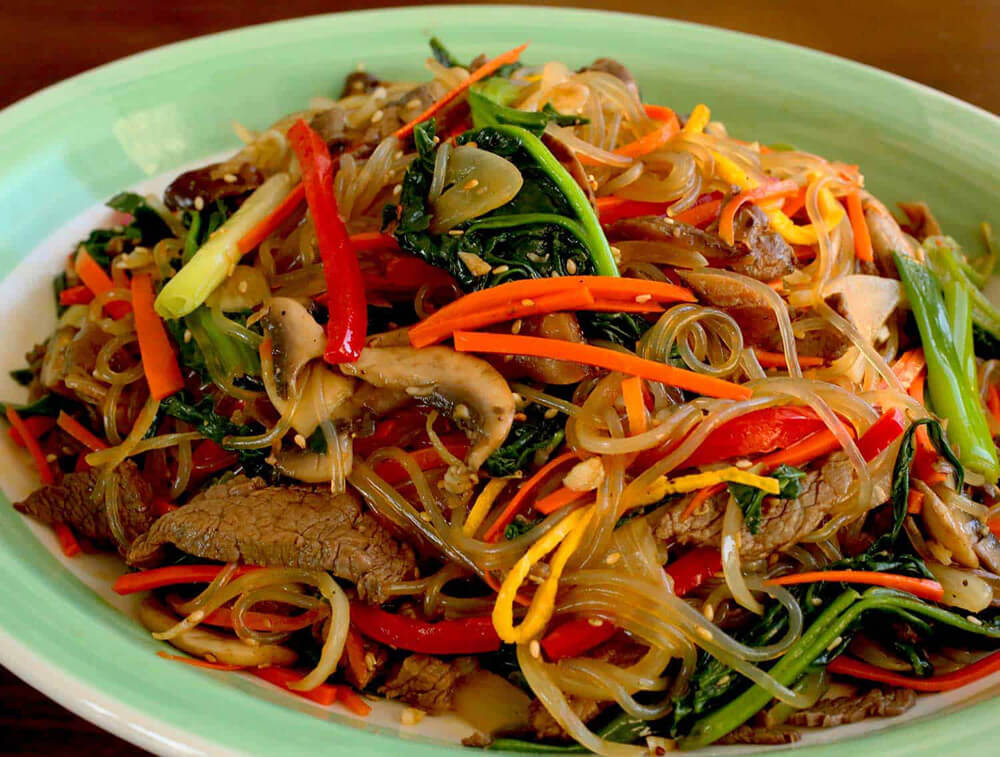 Japchae (Miến trộn Hàn Quốc)