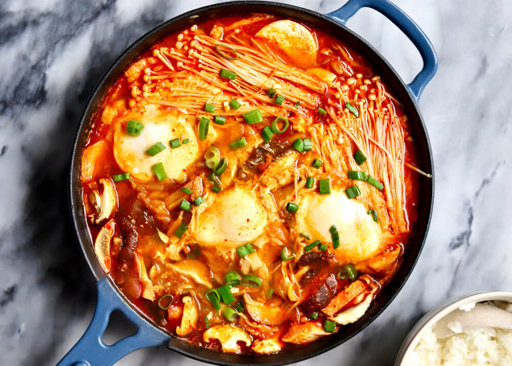 Sundubu Jjigae (Súp đậu phụ kho) 