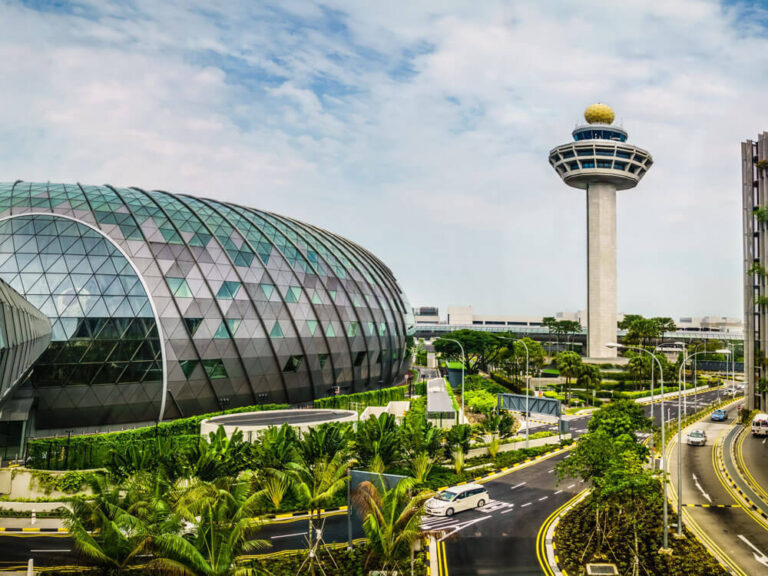 top các sân bay đẹp nhất thế giới