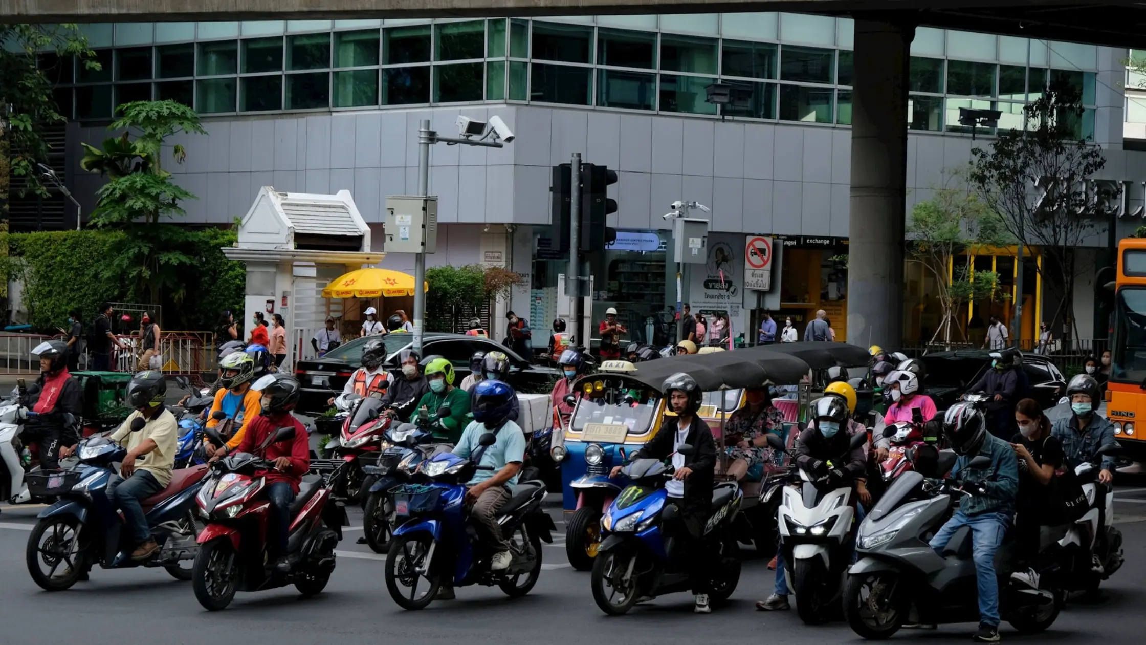 Cách đi Jeh O Chula từ Siam (MRT/BTS)
