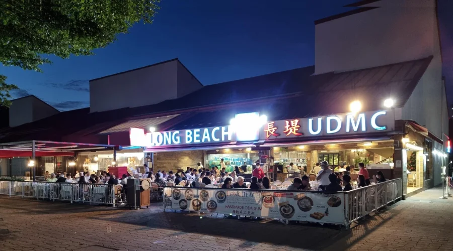 Thưởng thức chilli crab Singapore ngon tại Long Beach Seafood