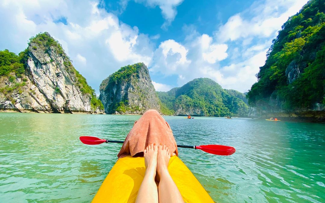 Kết hợp thư giãn và khám phá với hoạt động kayaking - lặn biển