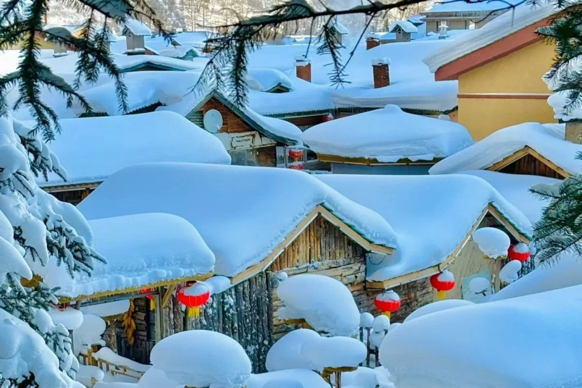 Ngắm toàn cảnh làng tuyết Cáp Nhĩ Tân từ núi Bangchui