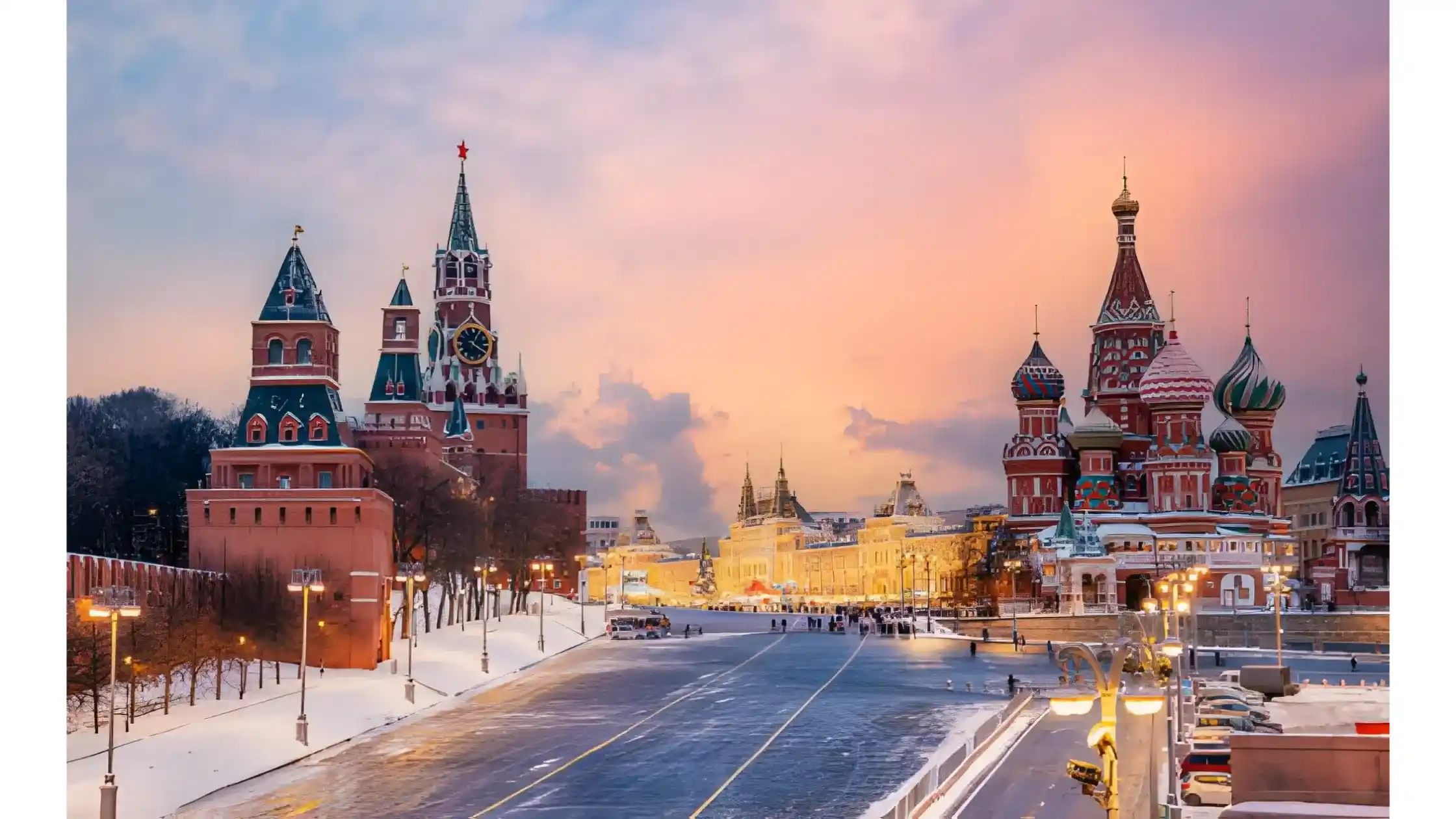 Trải nghiệm không khí Giáng Sinh tại Quảng trường Đỏ mùa đông với các quầy hàng lễ hội.