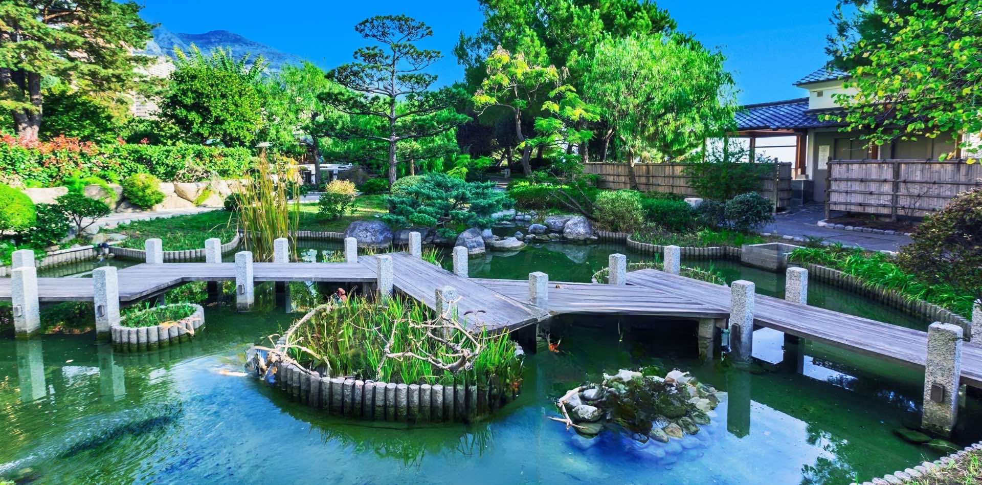 Hòa mình vào không gian xanh mướt của Japanese Garden Monaco