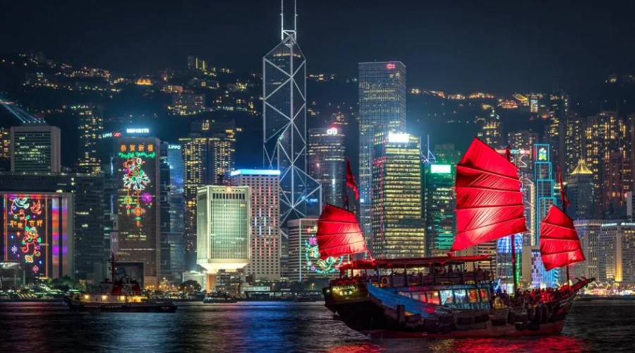 Cảnh đêm lung linh tại cảng Victoria Hong Kong