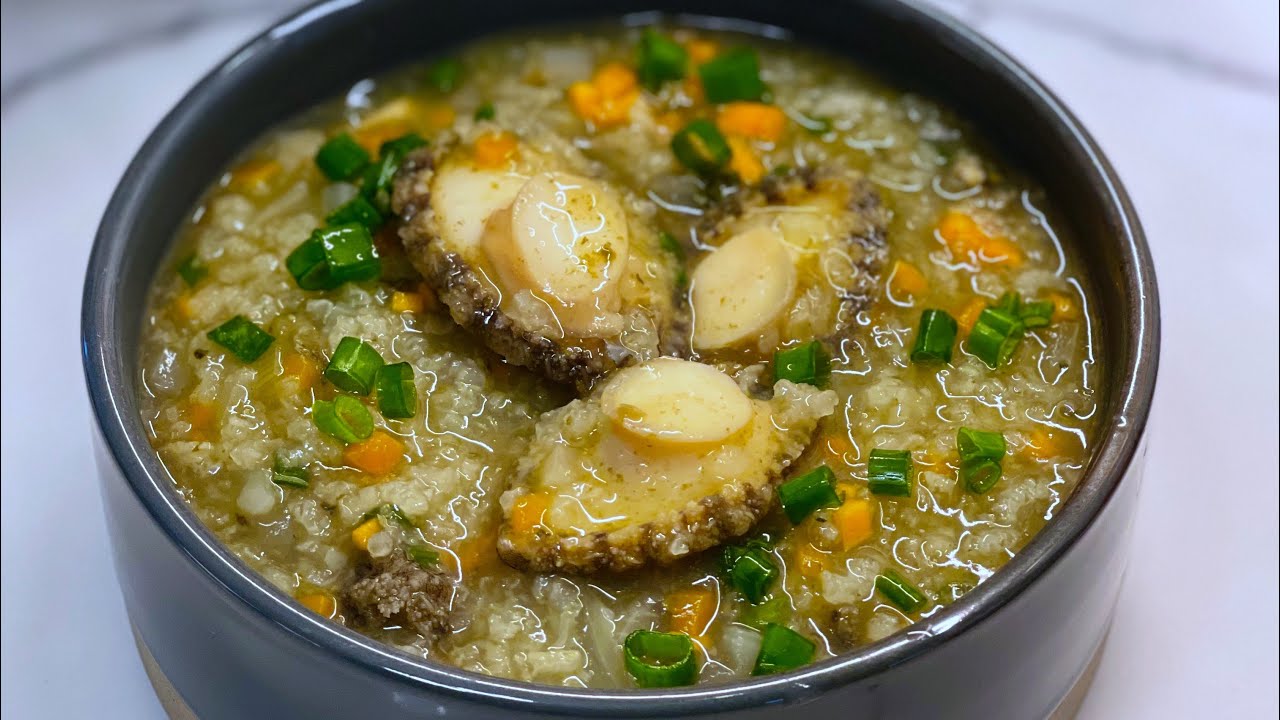 Jeonbokjuk - món cháo bào ngư đặc trưng Jeju