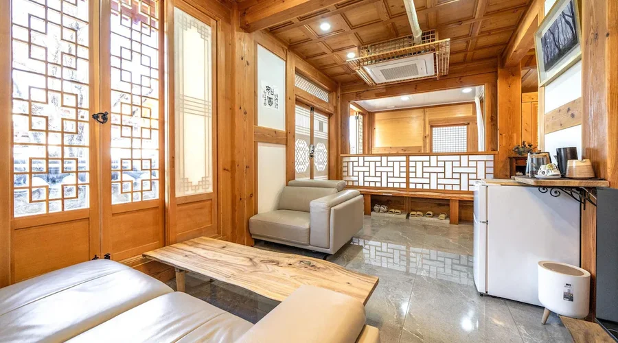 Không gian lưu trú hanok tại Gyeongju Hanokstay Darak