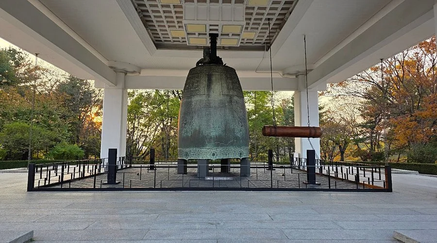 Khu trưng bày cổ vật bên trong Bảo tàng Quốc gia Gyeongju